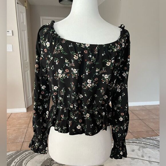 Almost Famous Women’s Floral Top / Blouse - Picture 3 of 8
